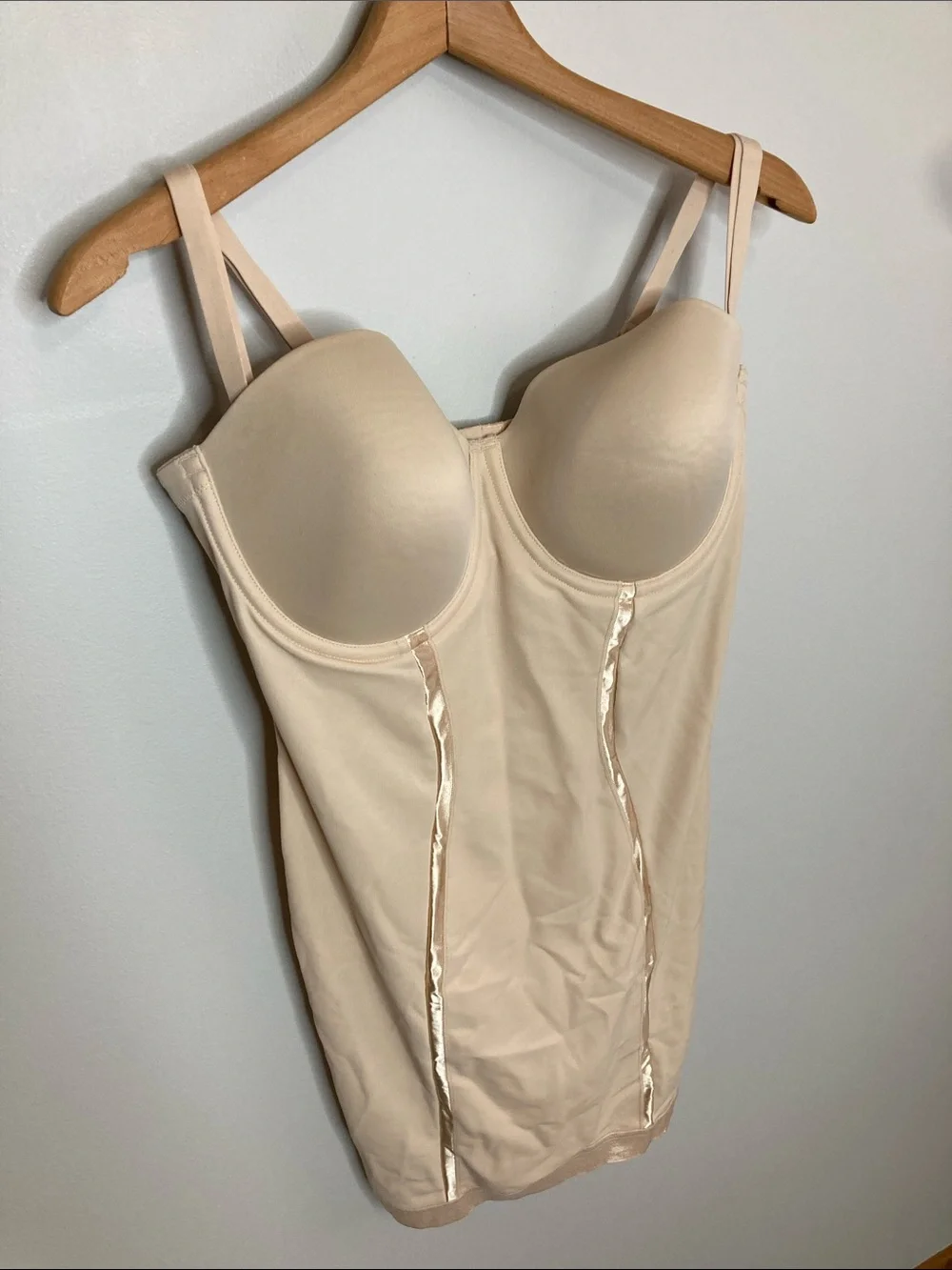 Maidenform Women's Firm Control Strapless Convertible Full Slip 38D Style 2304